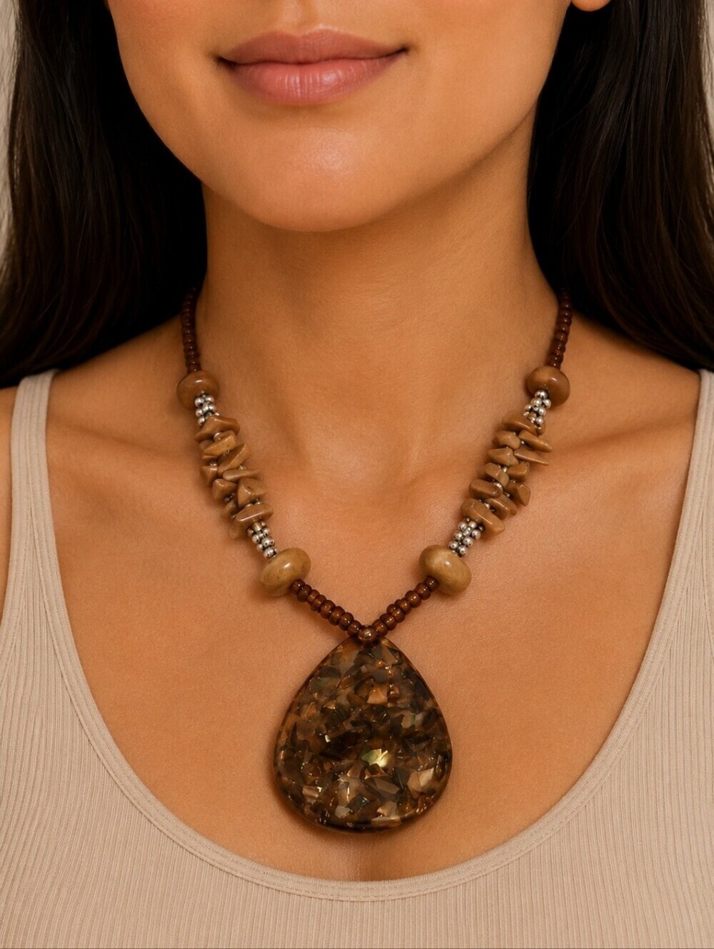 VTG Resin Teardrop Pendant Glass Stone Beaded Necklace